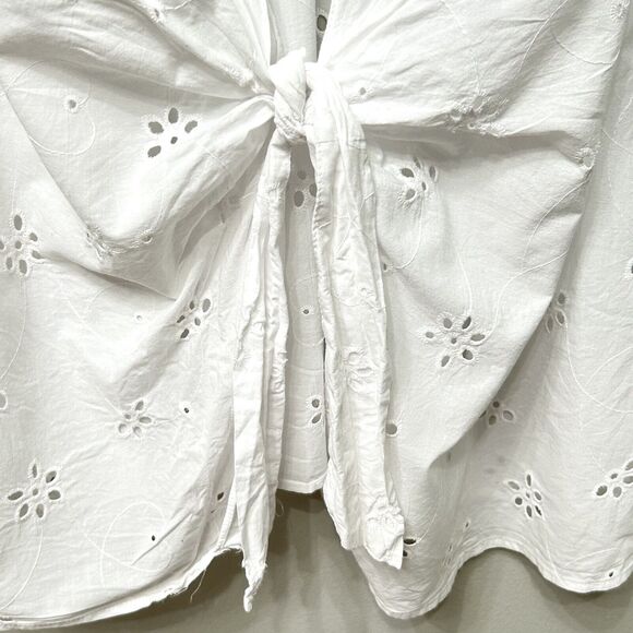 CJ Banks Top Women's 2X White Floral Hearts Tie Front Short Sleeve Shirt Blouse - Picture 3 of 12